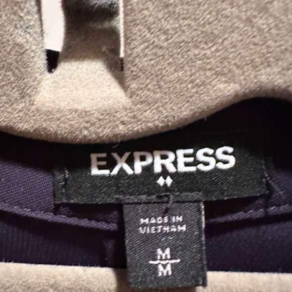 Women’s Express open front 3/4 sleeve blazer-Medium - Picture 3 of 6